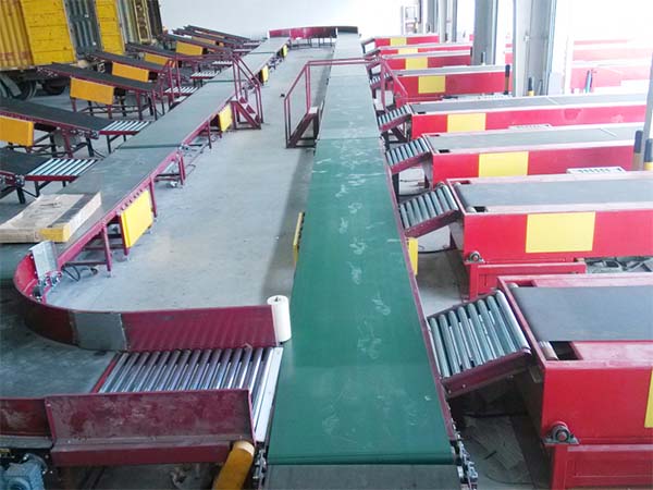 物流皮帶輸送機.jpg 物流皮帶輸送機.jpg