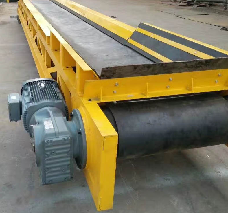 傳送帶輸送機 (2).jpg